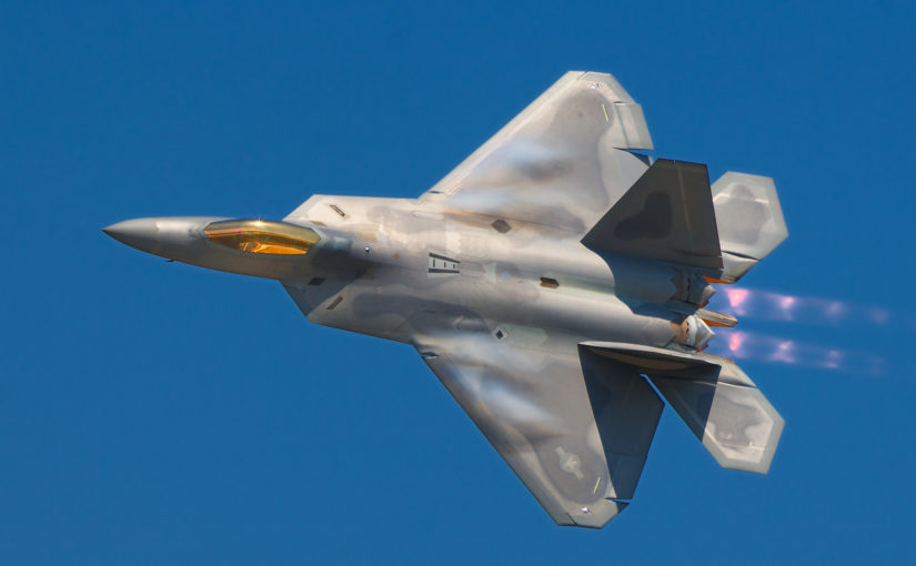 By Rob Shenk from Great Falls, VA, USA - F-22 Raptor, CC BY-SA 2.0, https://commons.wikimedia.org/w/index.php?curid=6414481